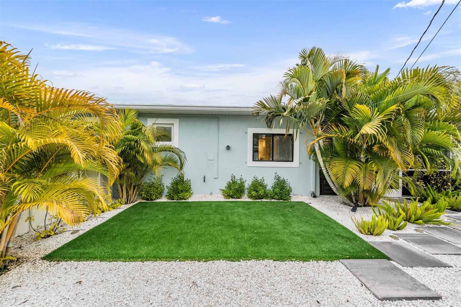 DUNEDIN ISLES COUNTRY CLUB - Residential