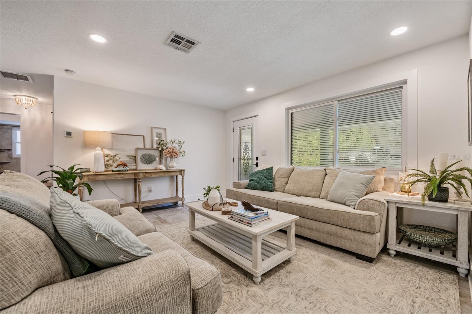 DUNEDIN ISLES COUNTRY CLUB - Residential