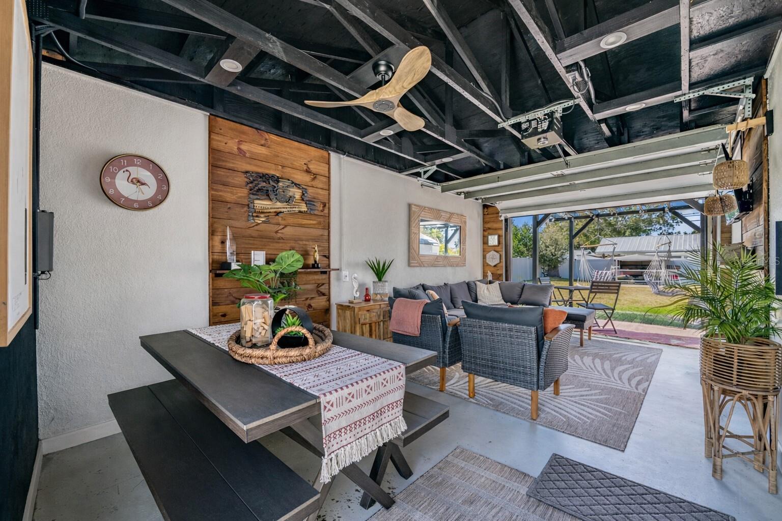 DUNEDIN ISLES COUNTRY CLUB - Residential