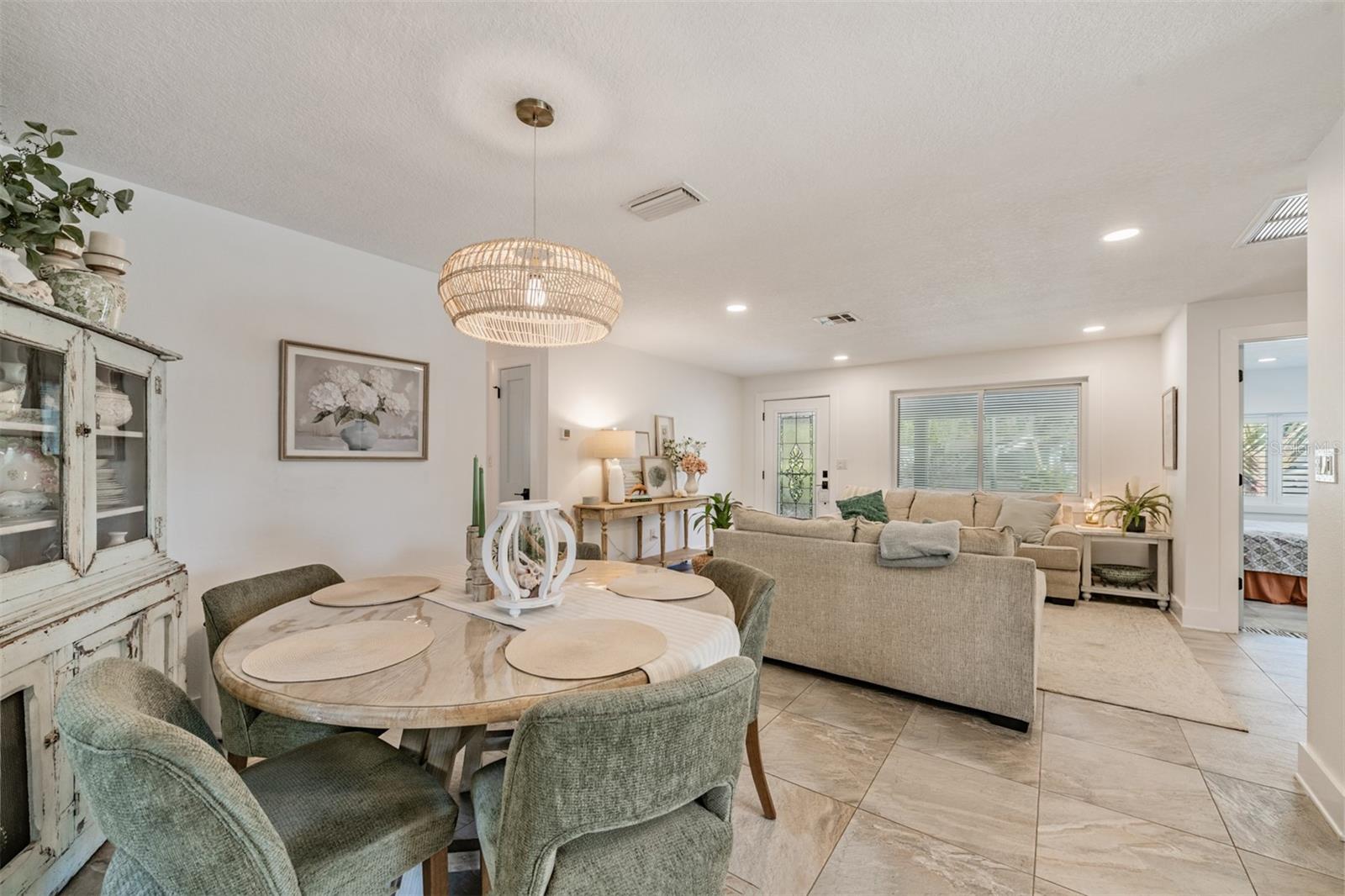 DUNEDIN ISLES COUNTRY CLUB - Residential