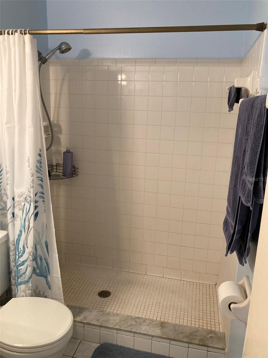 TERRACE PARK OF FIVE TOWNS - Residential