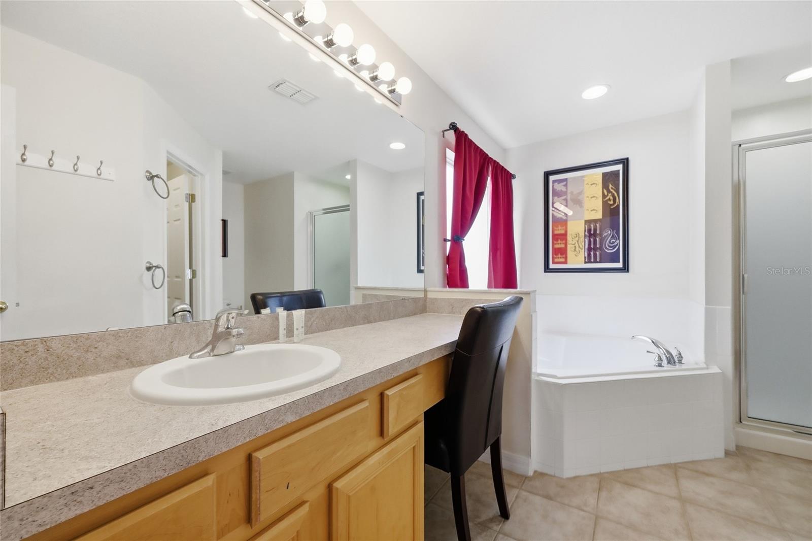 EMERALD ISLAND RESORT PH 5B - Residential