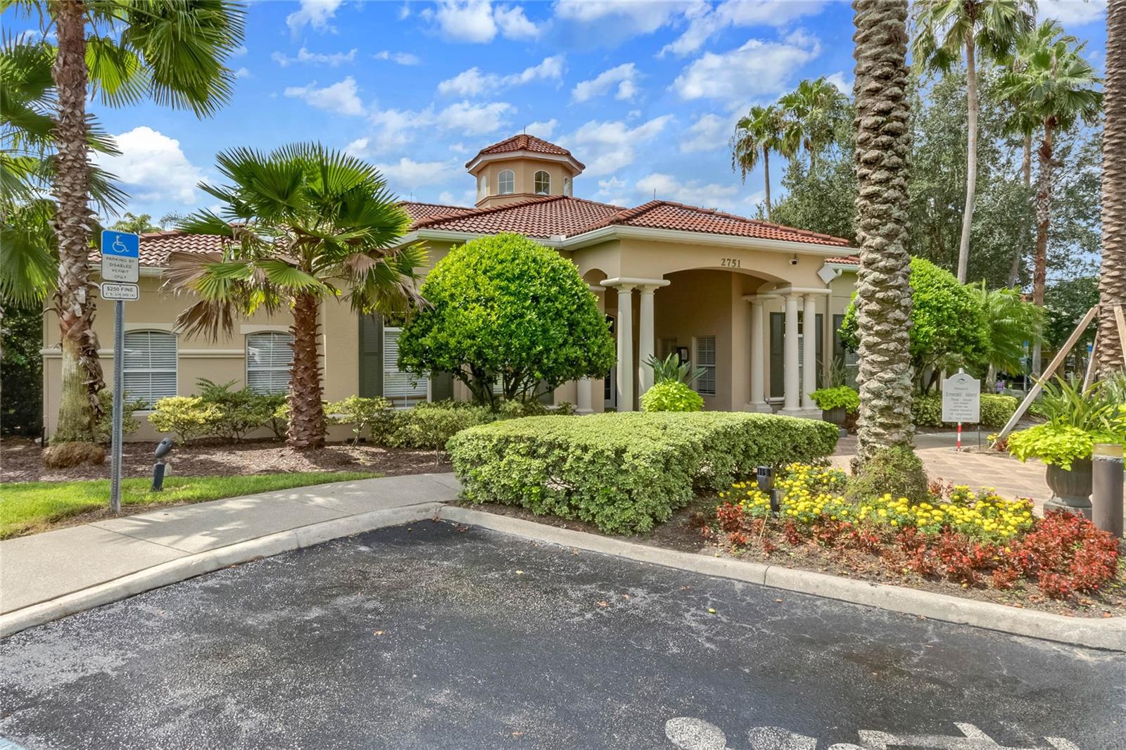 EMERALD ISLAND RESORT PH 5B - Residential