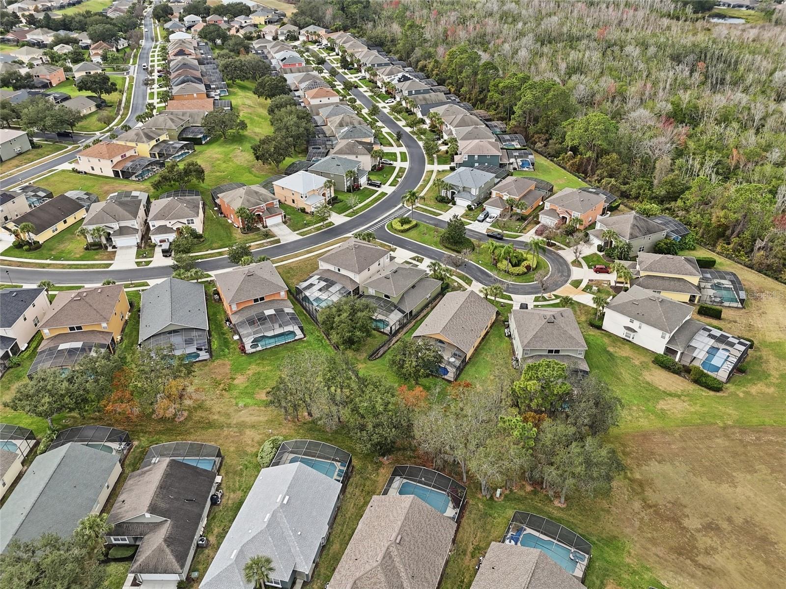 EMERALD ISLAND RESORT PH 5B - Residential