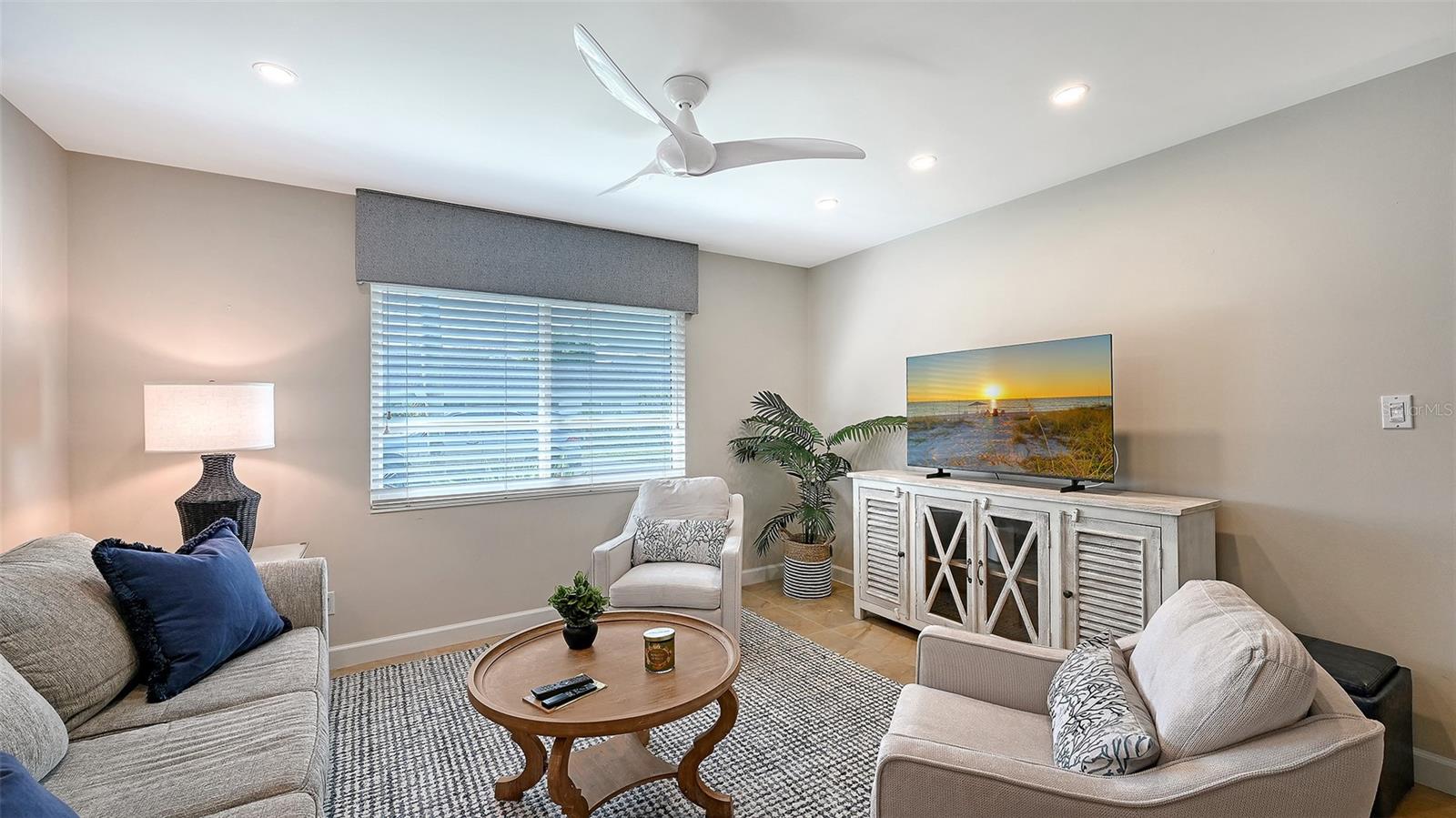 SUTTON PLACE - Residential