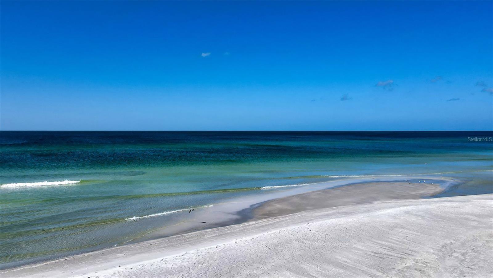 SUTTON PLACE - Residential