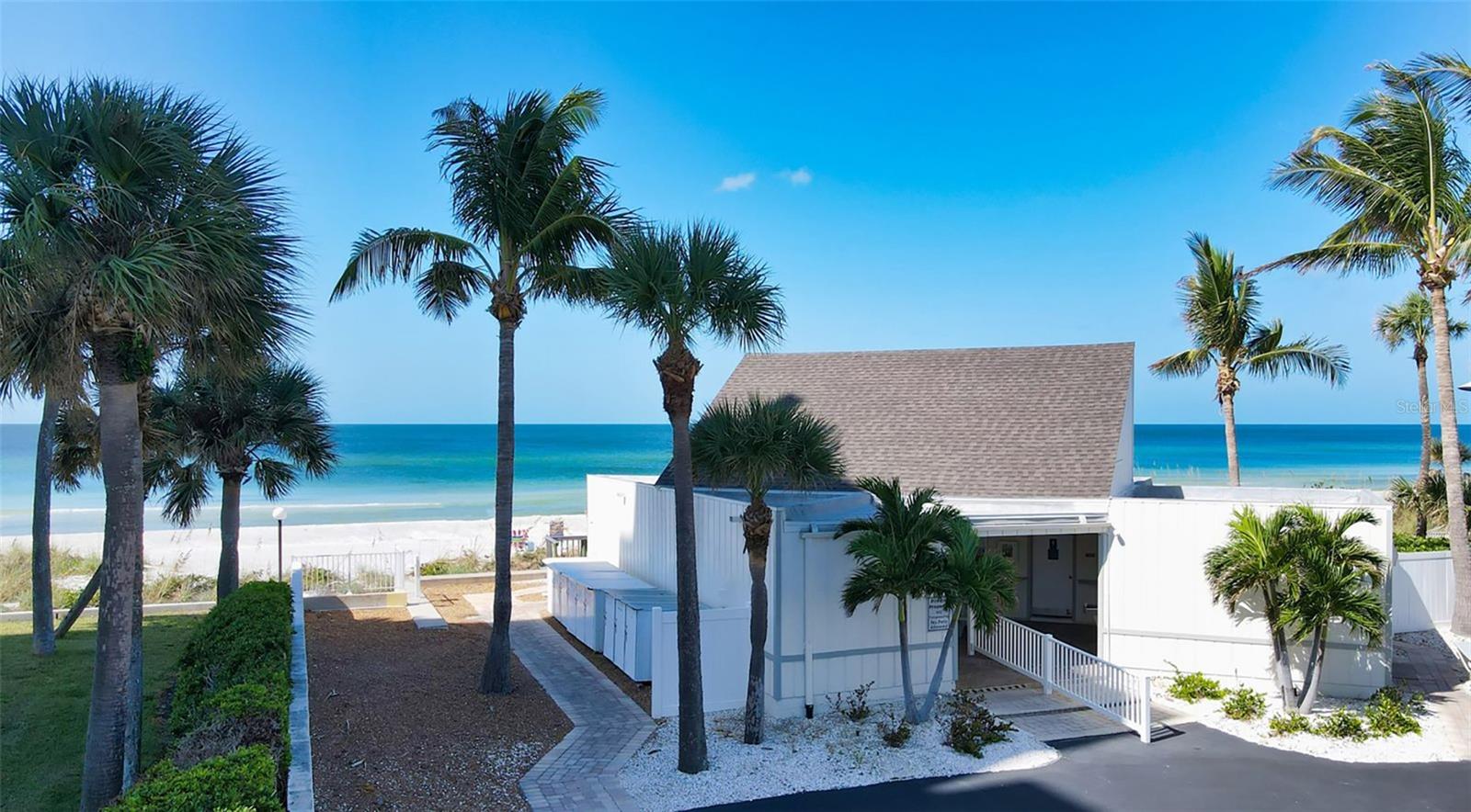 SUTTON PLACE - Residential