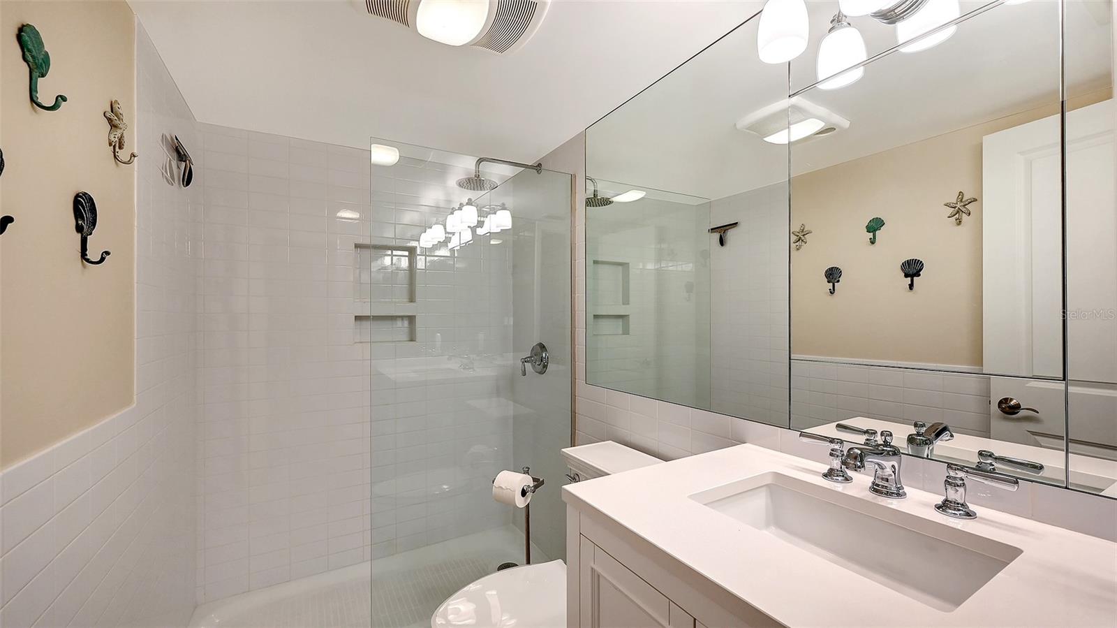 SUTTON PLACE - Residential