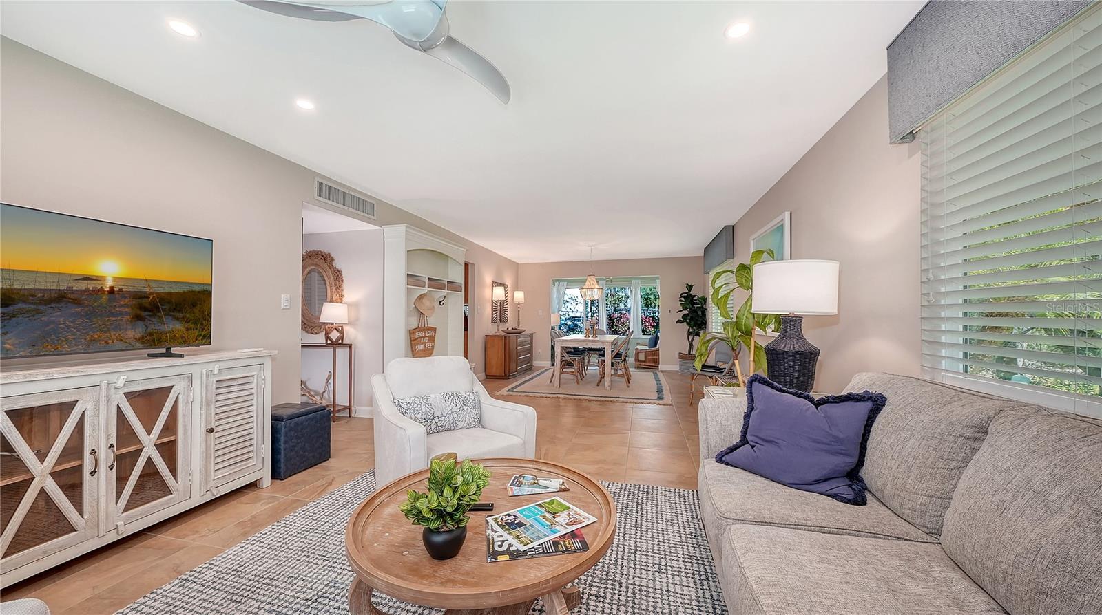 SUTTON PLACE - Residential