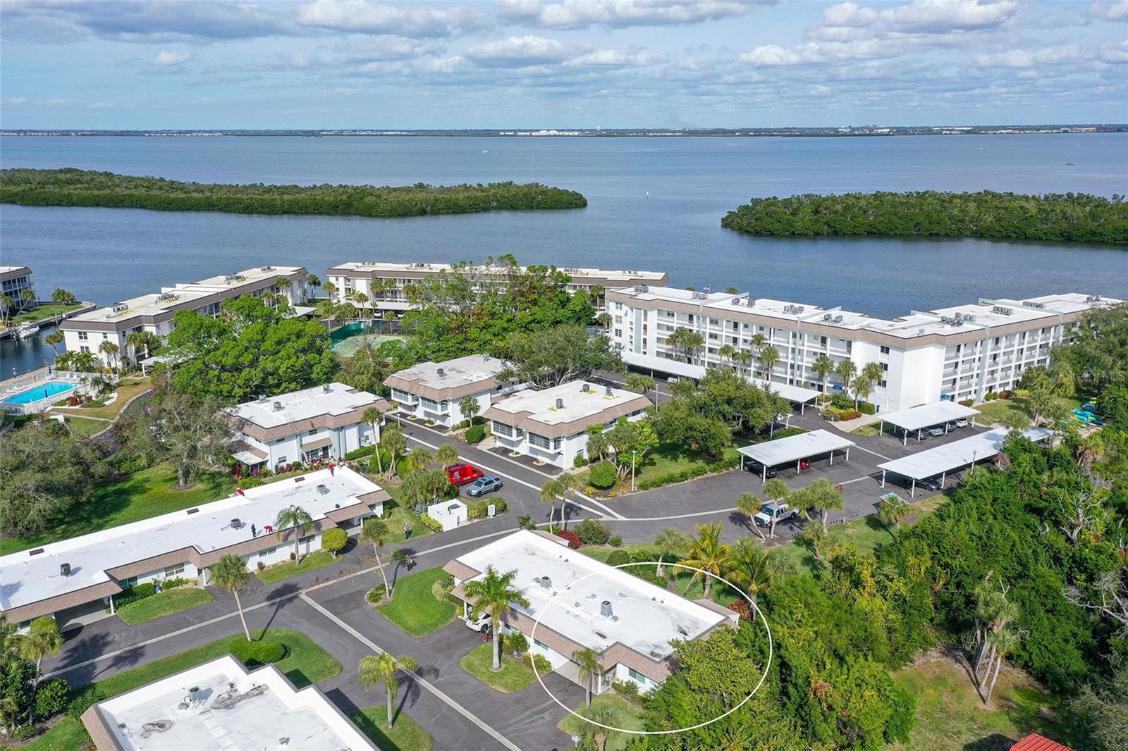 SUTTON PLACE - Residential