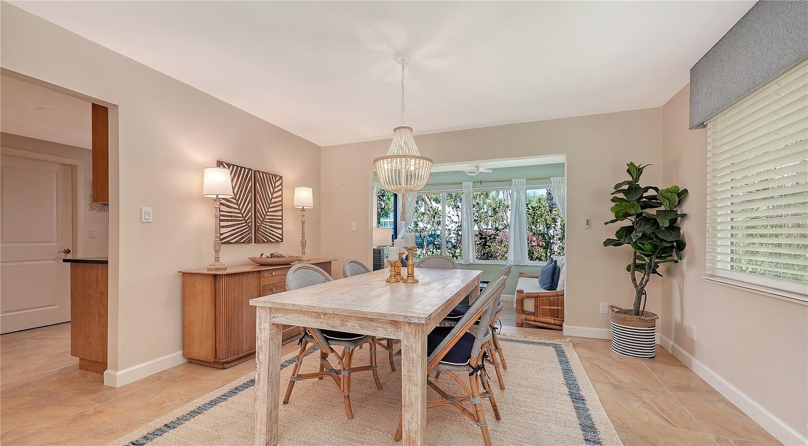 SUTTON PLACE - Residential