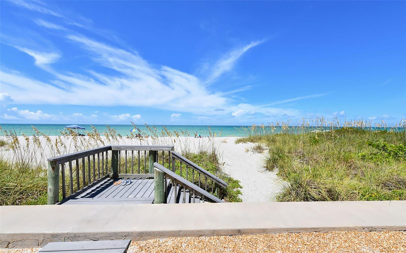 SUTTON PLACE - Residential