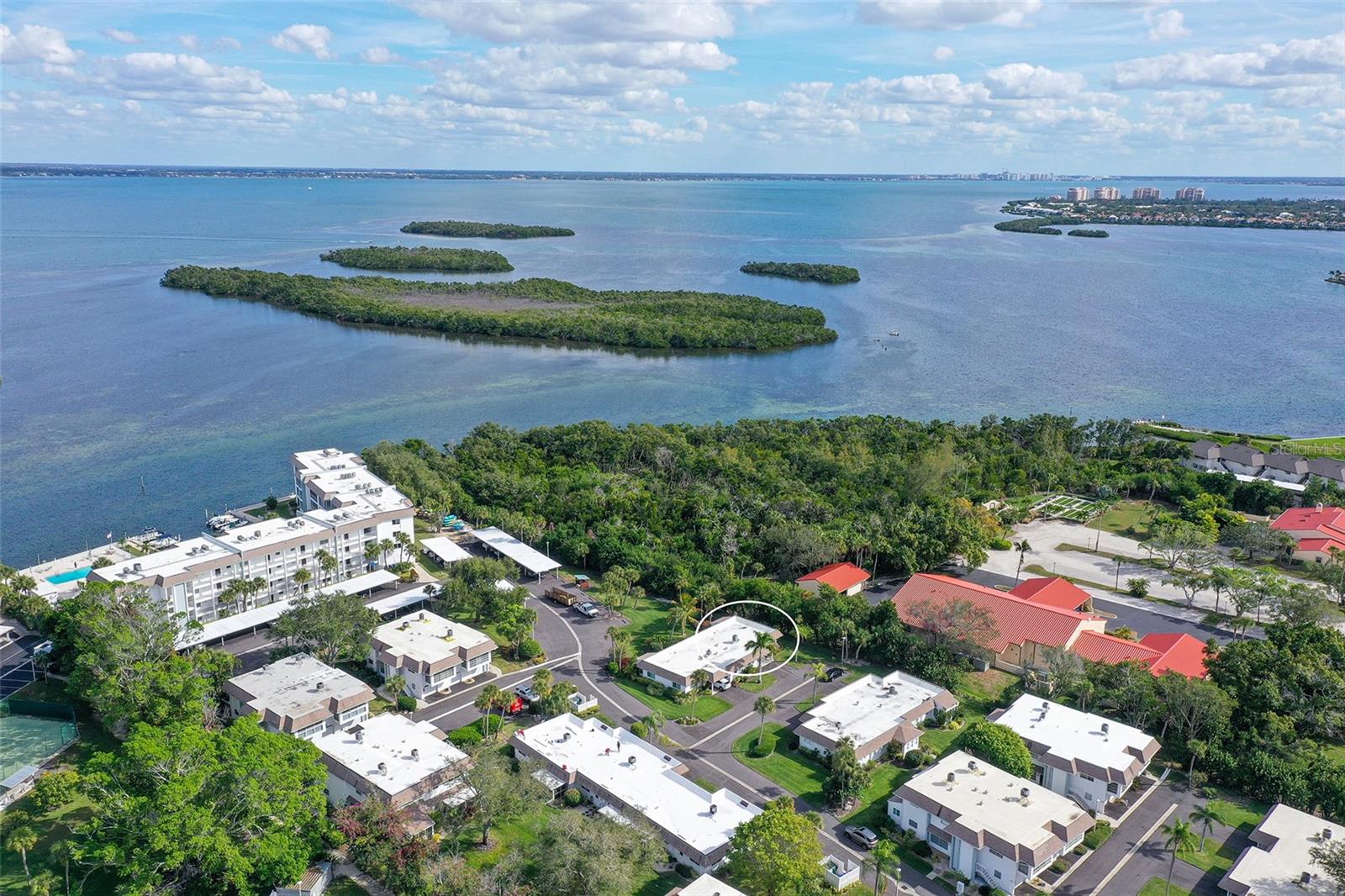 SUTTON PLACE - Residential