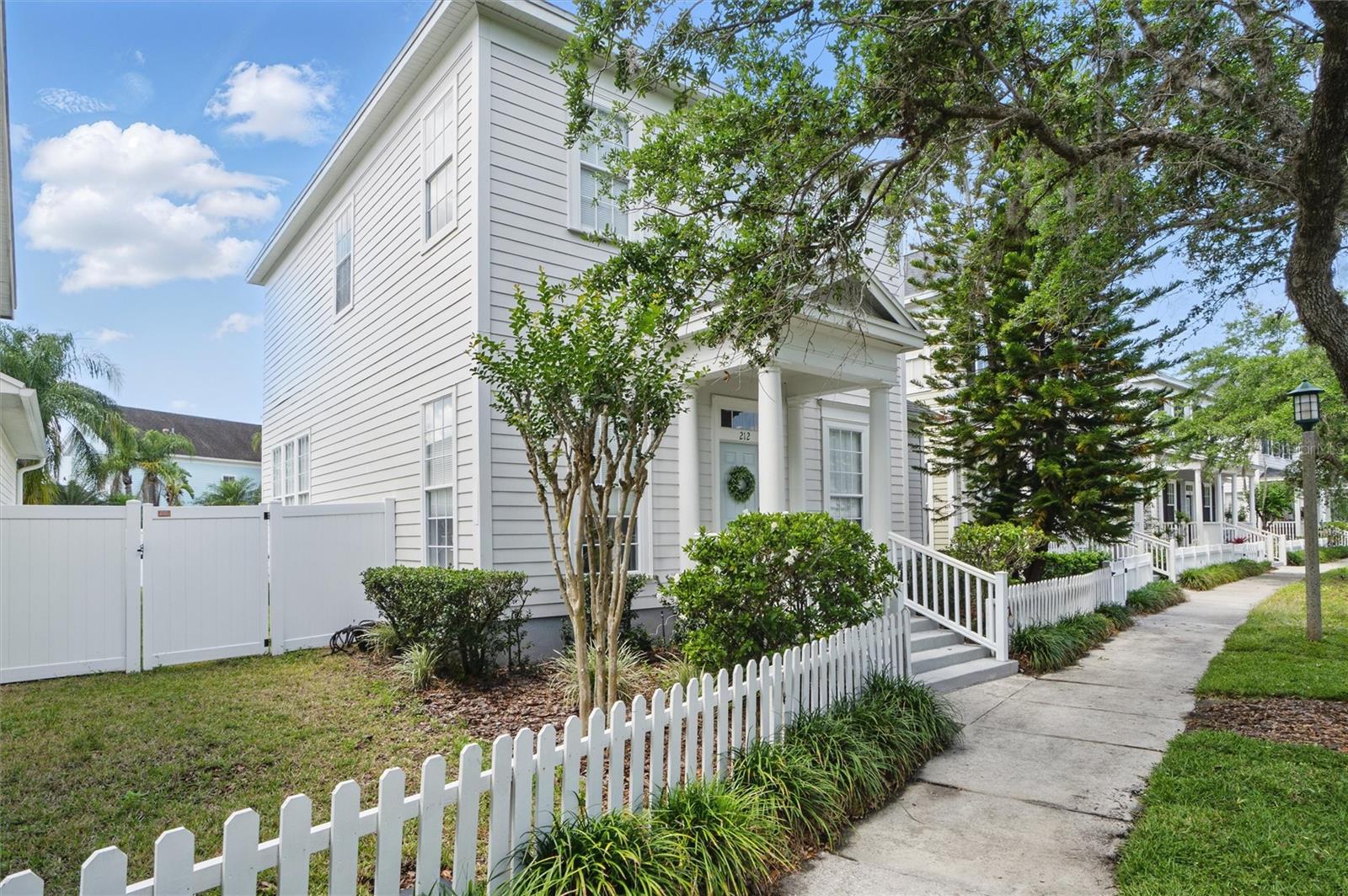 212 FICUS STREET
