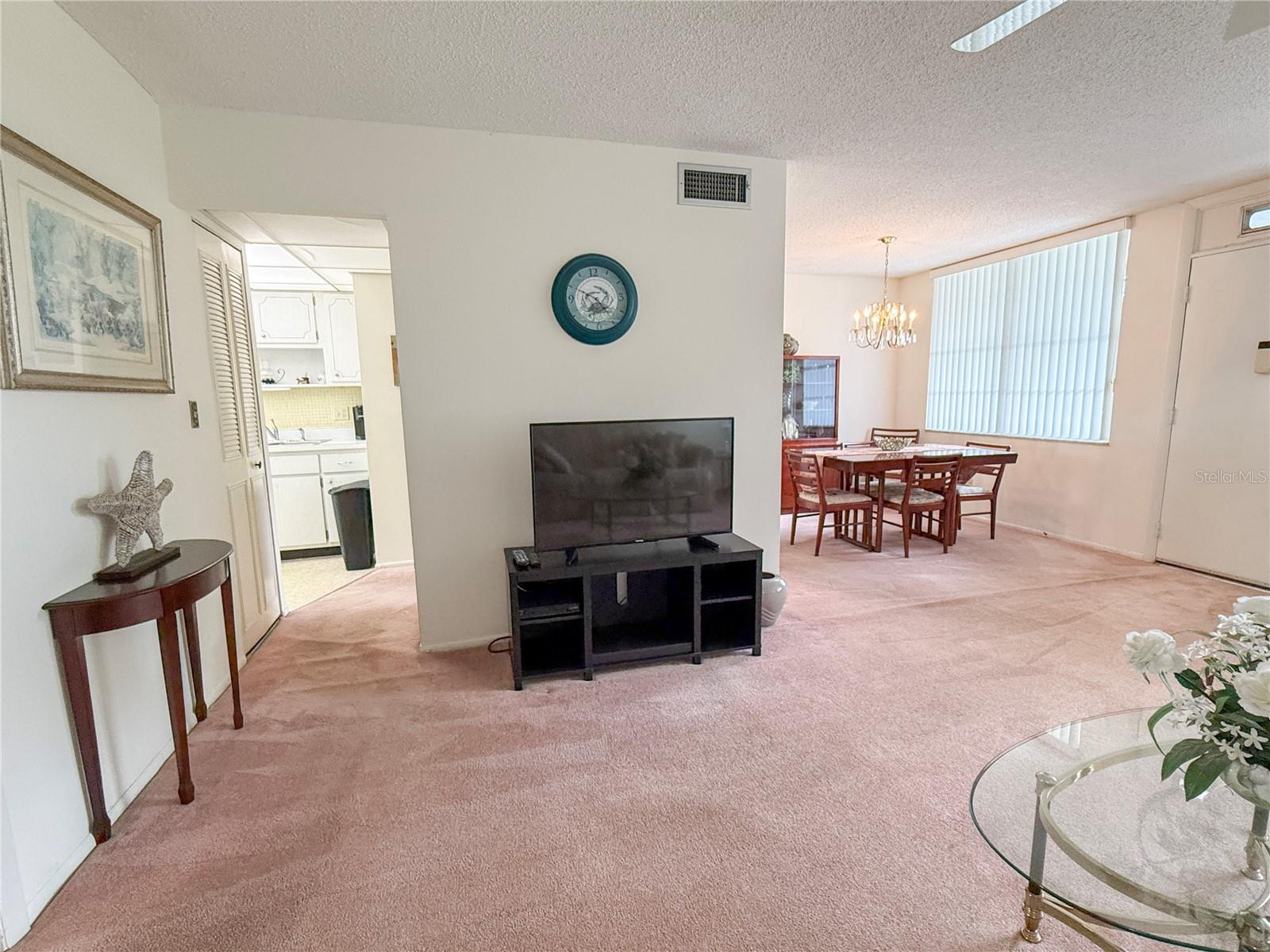 WINSTON PARK NORTHEAST - Residential Lease