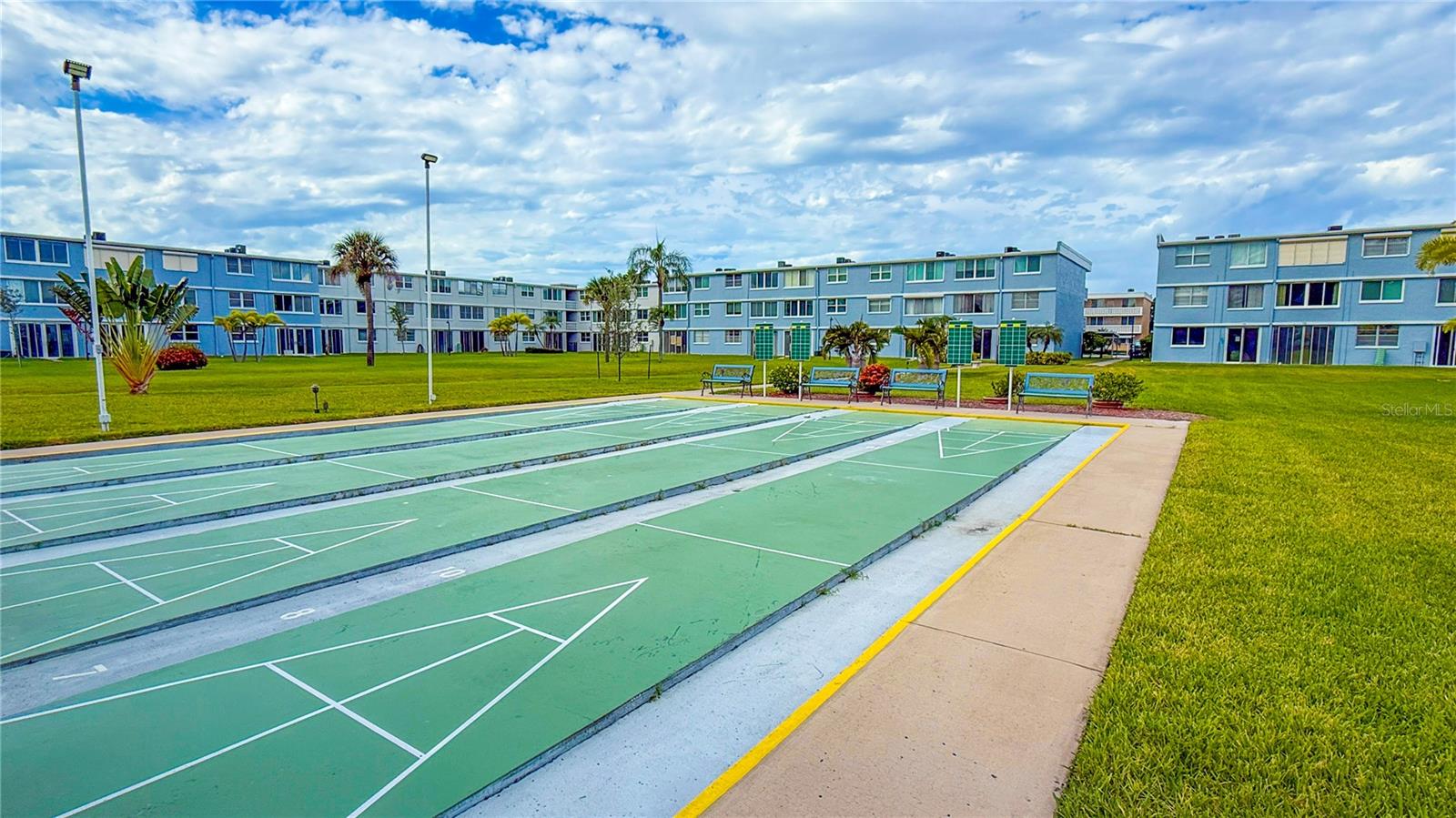 WINSTON PARK NORTHEAST - Residential Lease