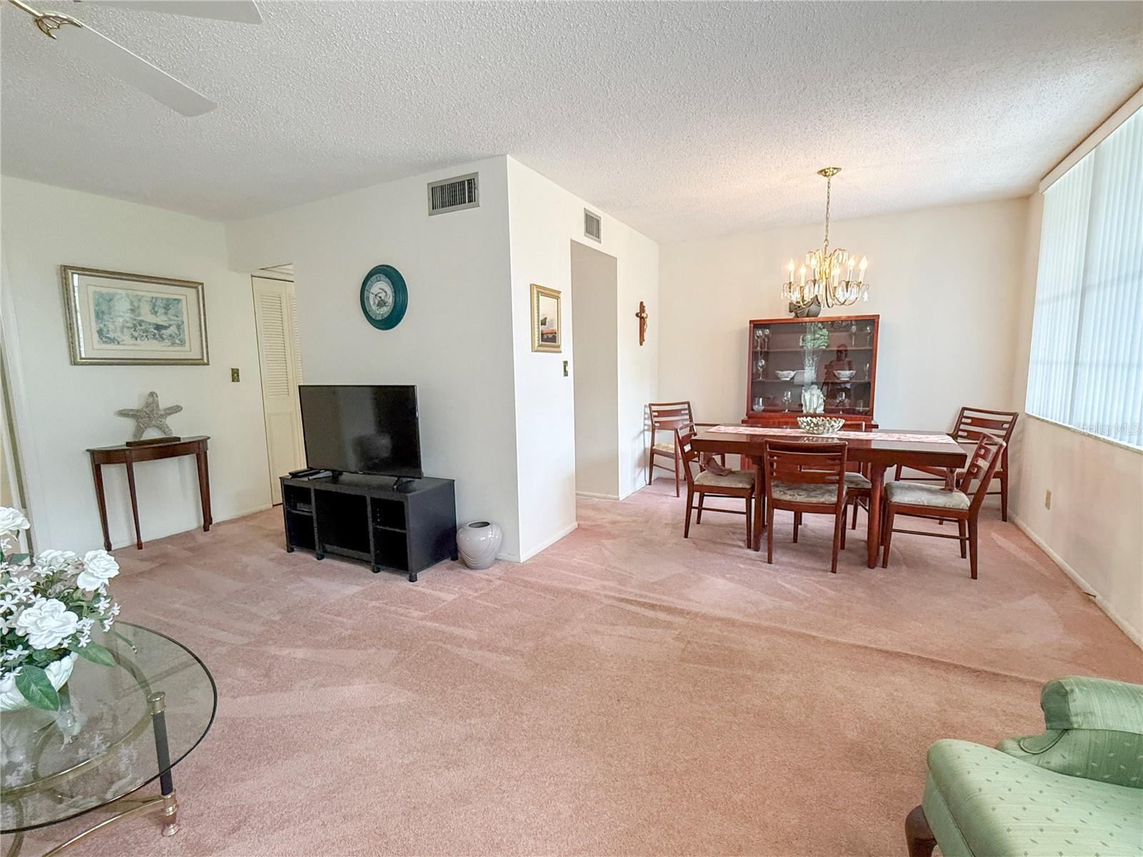 WINSTON PARK NORTHEAST - Residential Lease