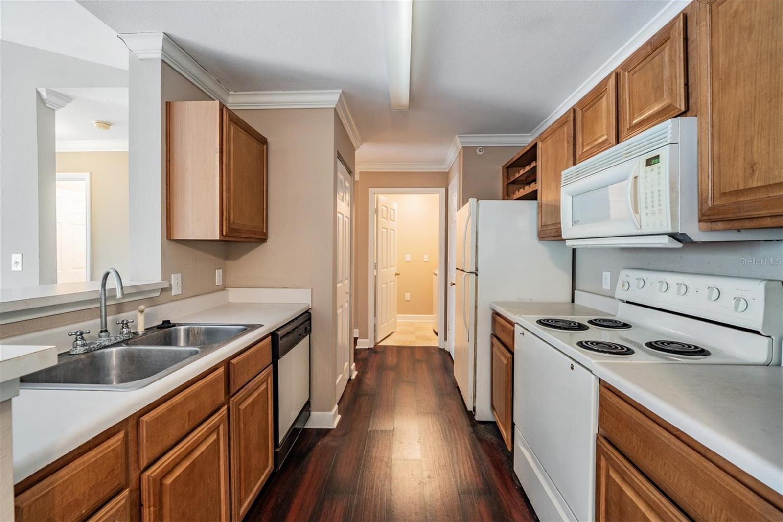 EQUESTRIAN PARC AT HIGHWOODS P - Residential