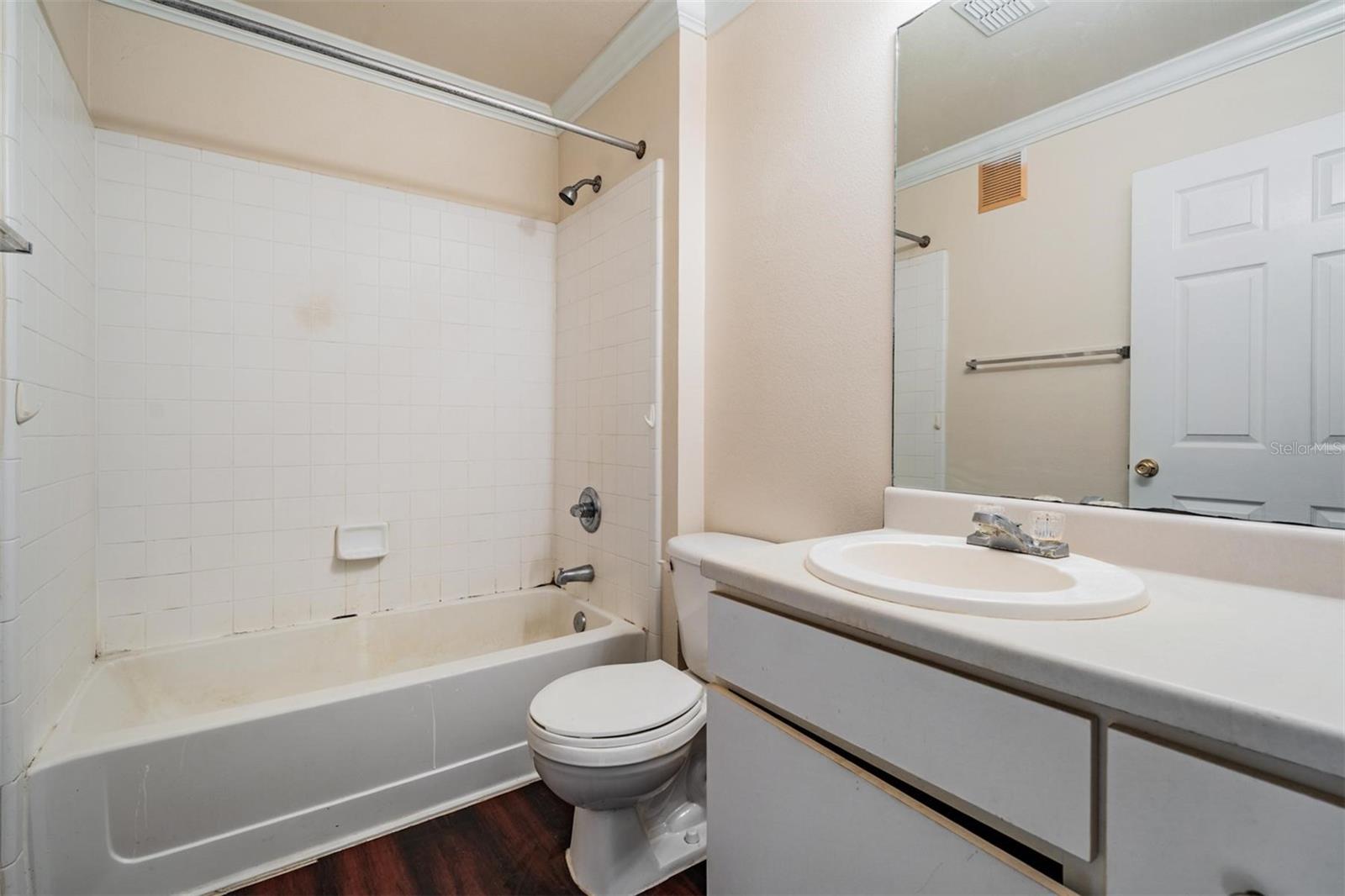 EQUESTRIAN PARC AT HIGHWOODS P - Residential