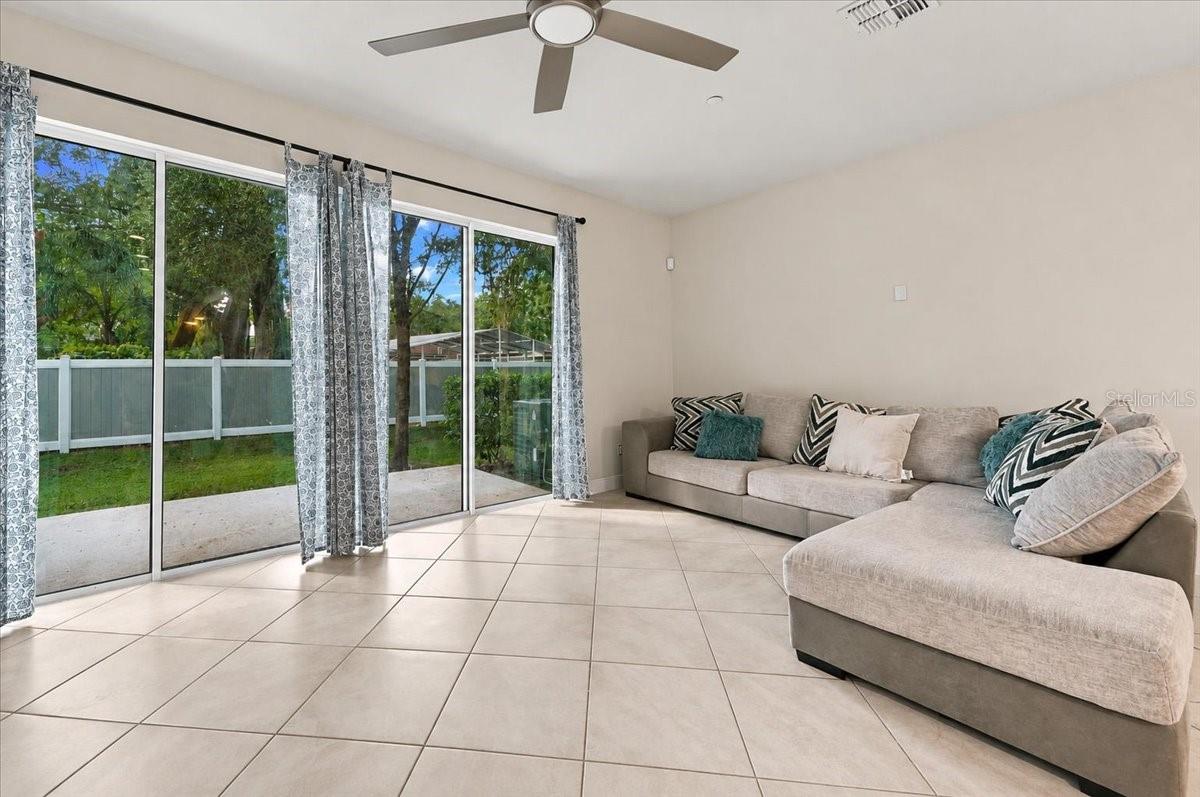 7560 ALOMA PINES COURT