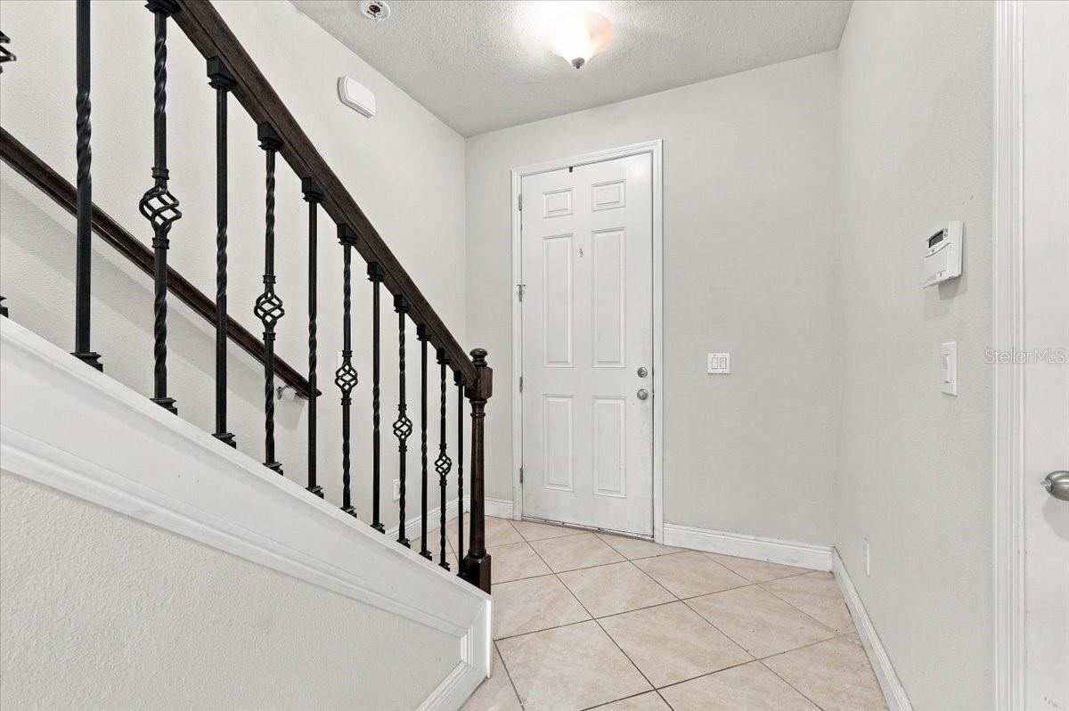 7560 ALOMA PINES COURT
