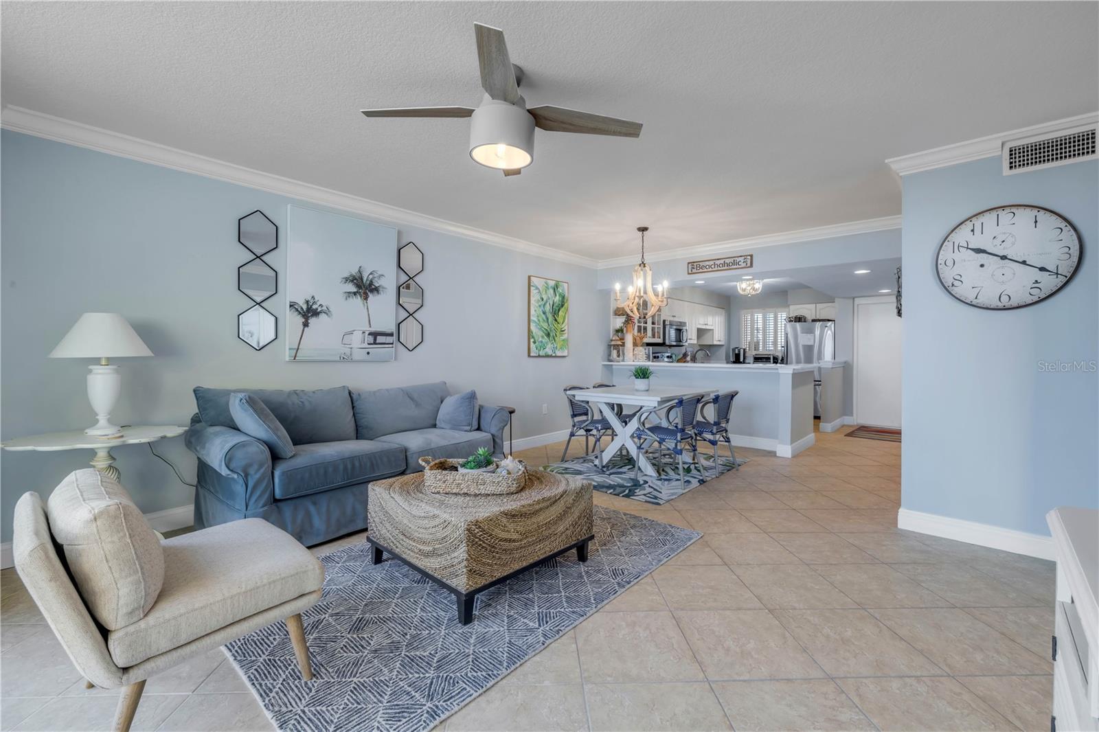 GOLDEN ARMS - Residential