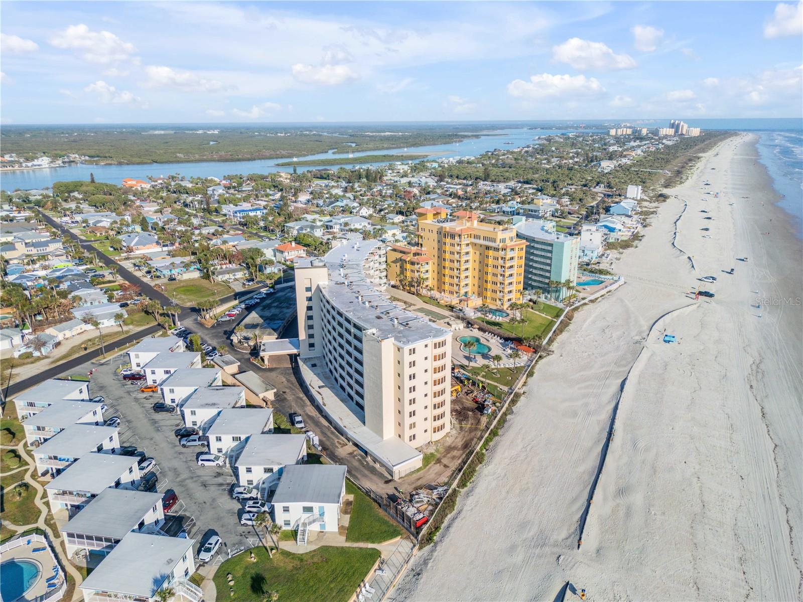 GOLDEN ARMS - Residential