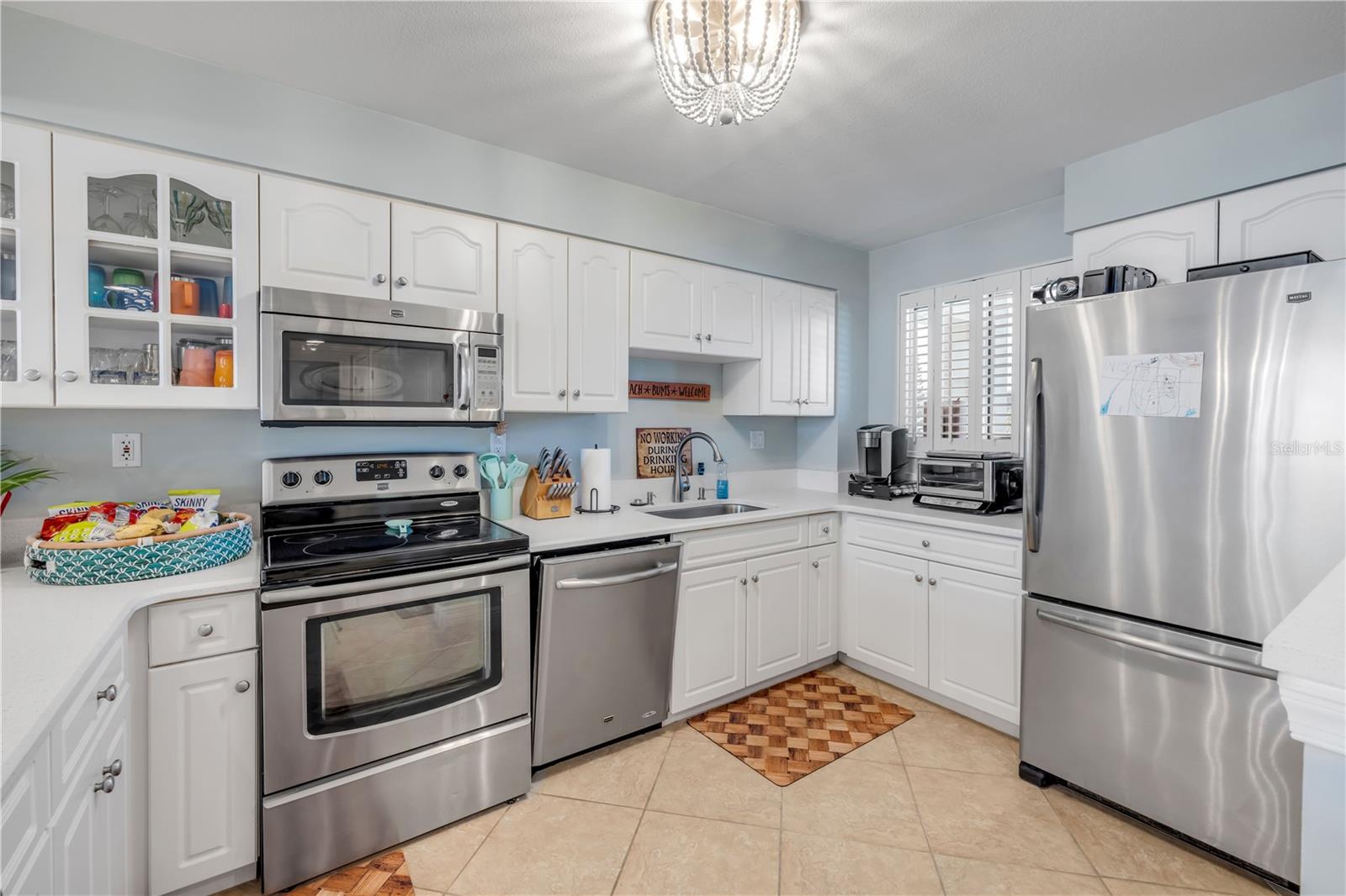 GOLDEN ARMS - Residential