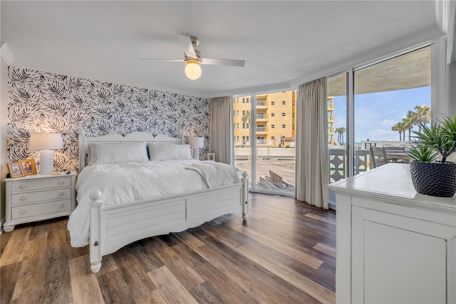 GOLDEN ARMS - Residential