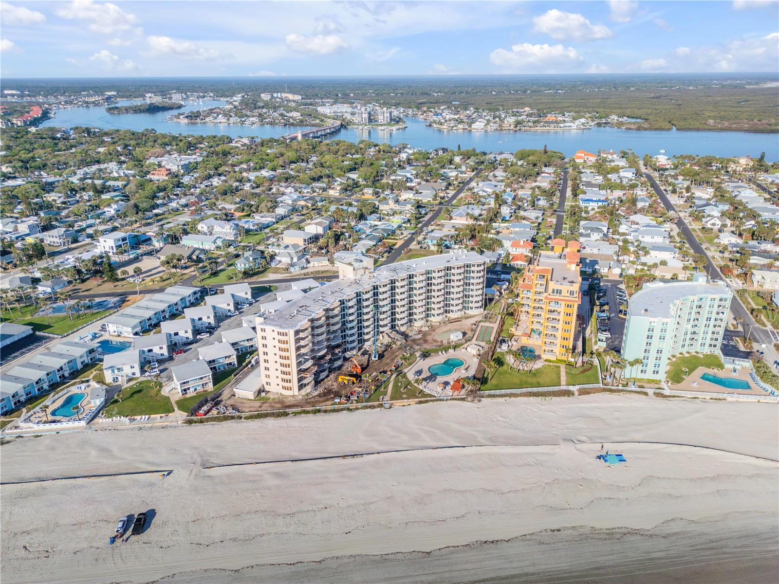 GOLDEN ARMS - Residential