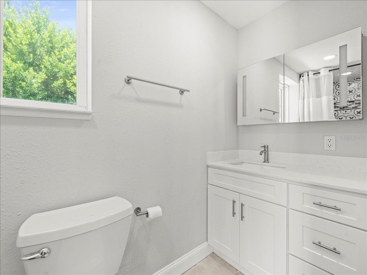 EDGEWOOD MANOR - Residential Lease