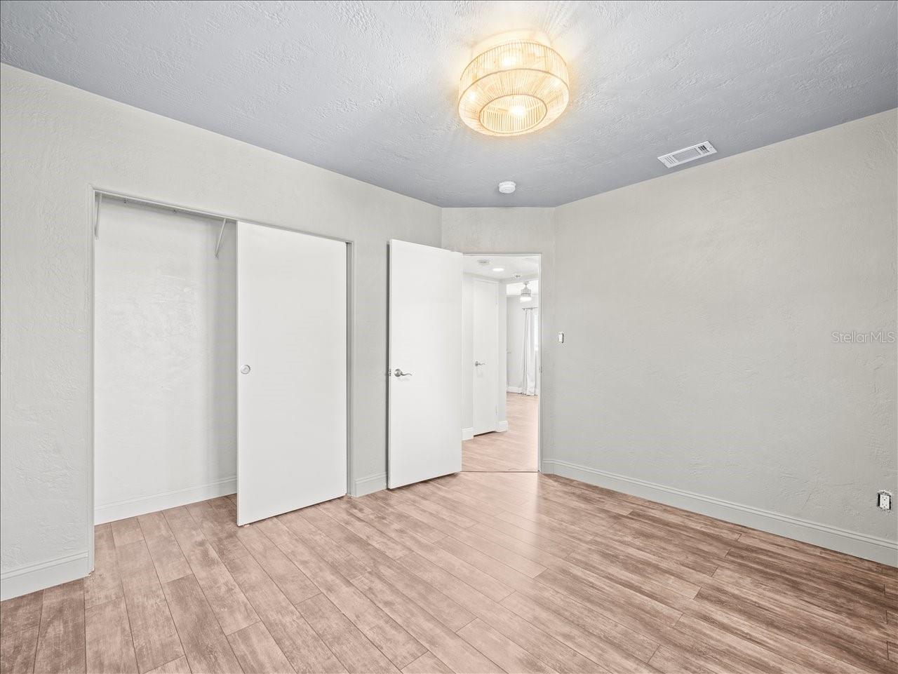 EDGEWOOD MANOR - Residential Lease