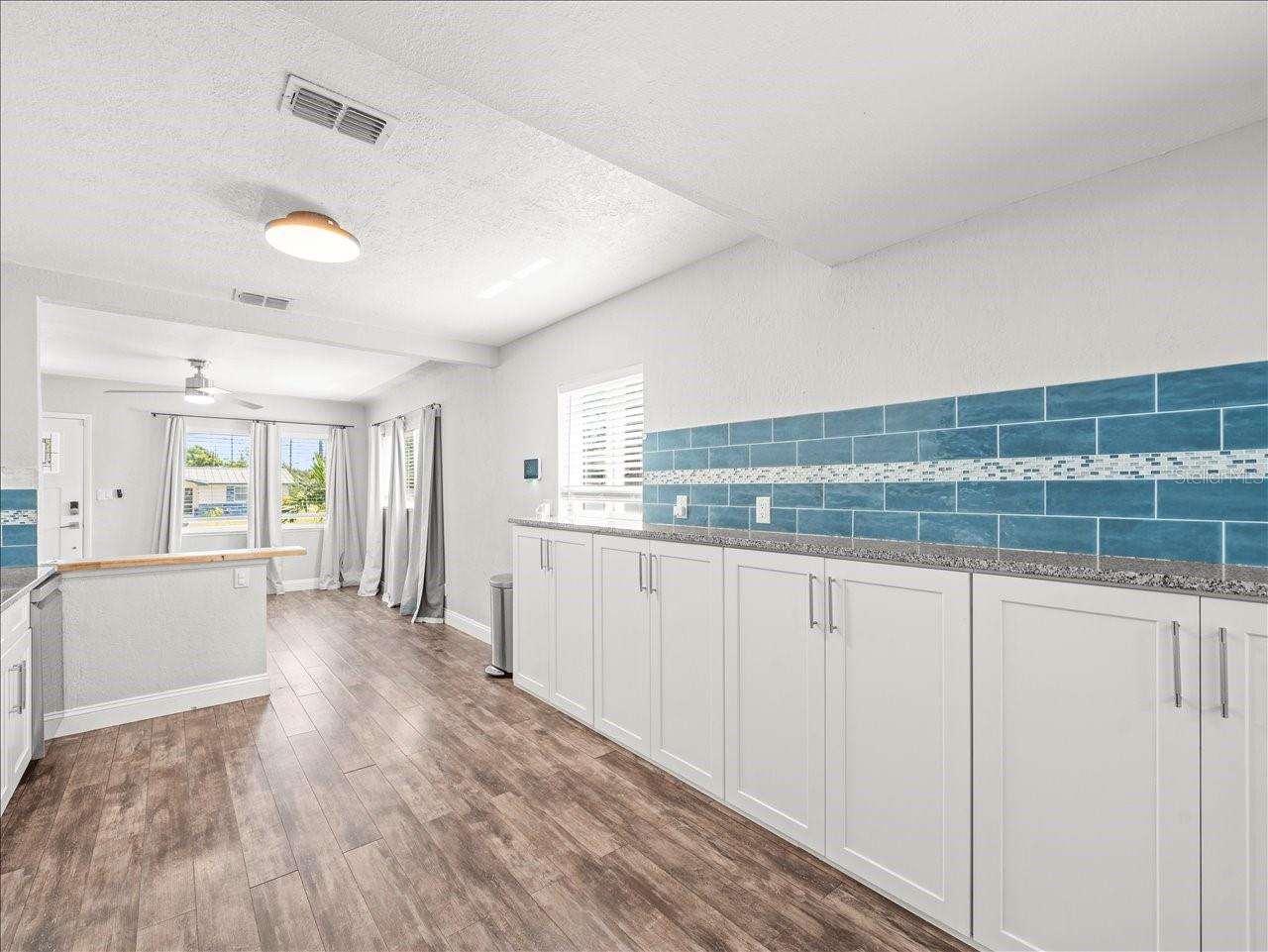 EDGEWOOD MANOR - Residential Lease