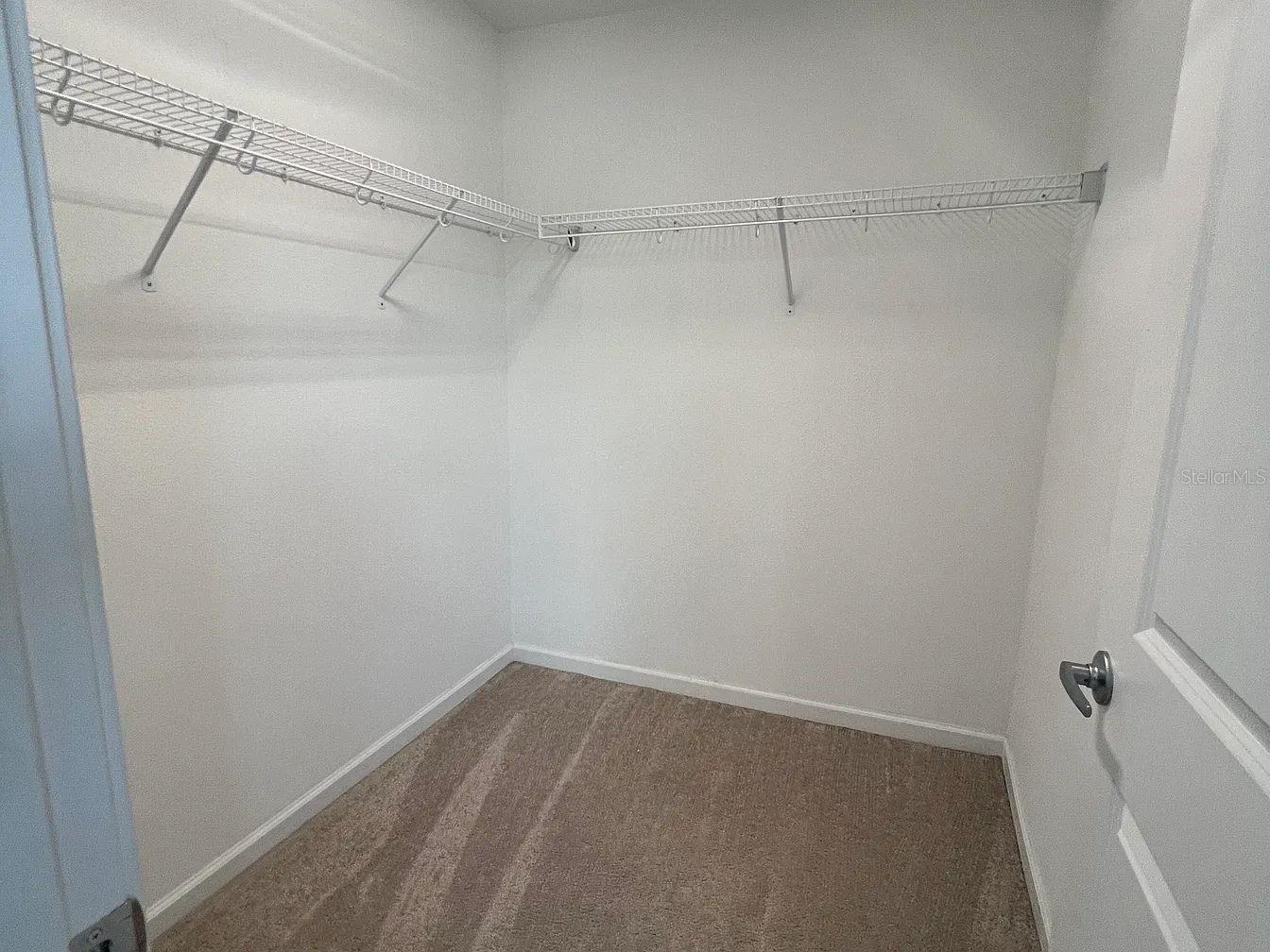 LAGO BUENDIA PH 1 - Residential Lease