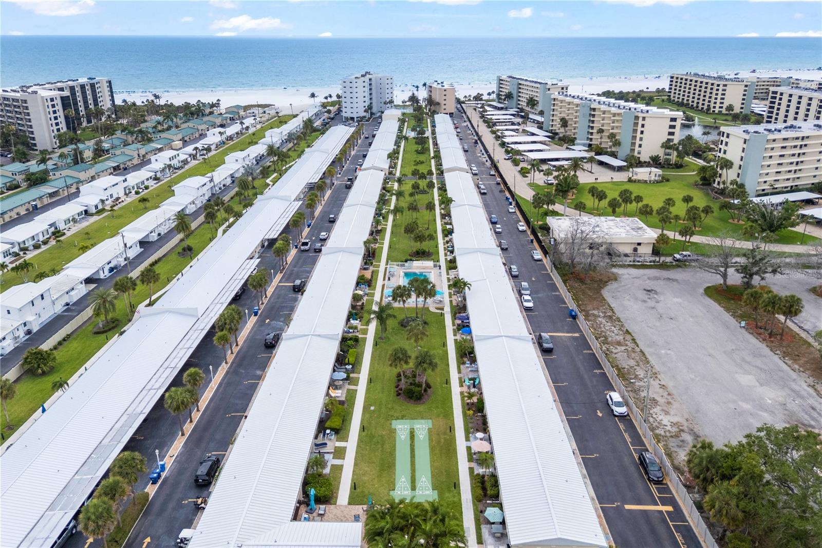 JAMAICA ROYALE - Residential