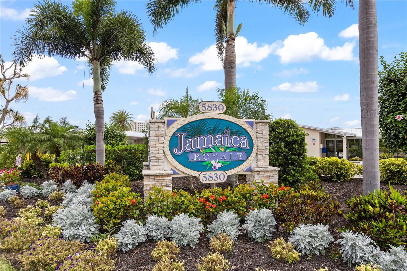 JAMAICA ROYALE - Residential