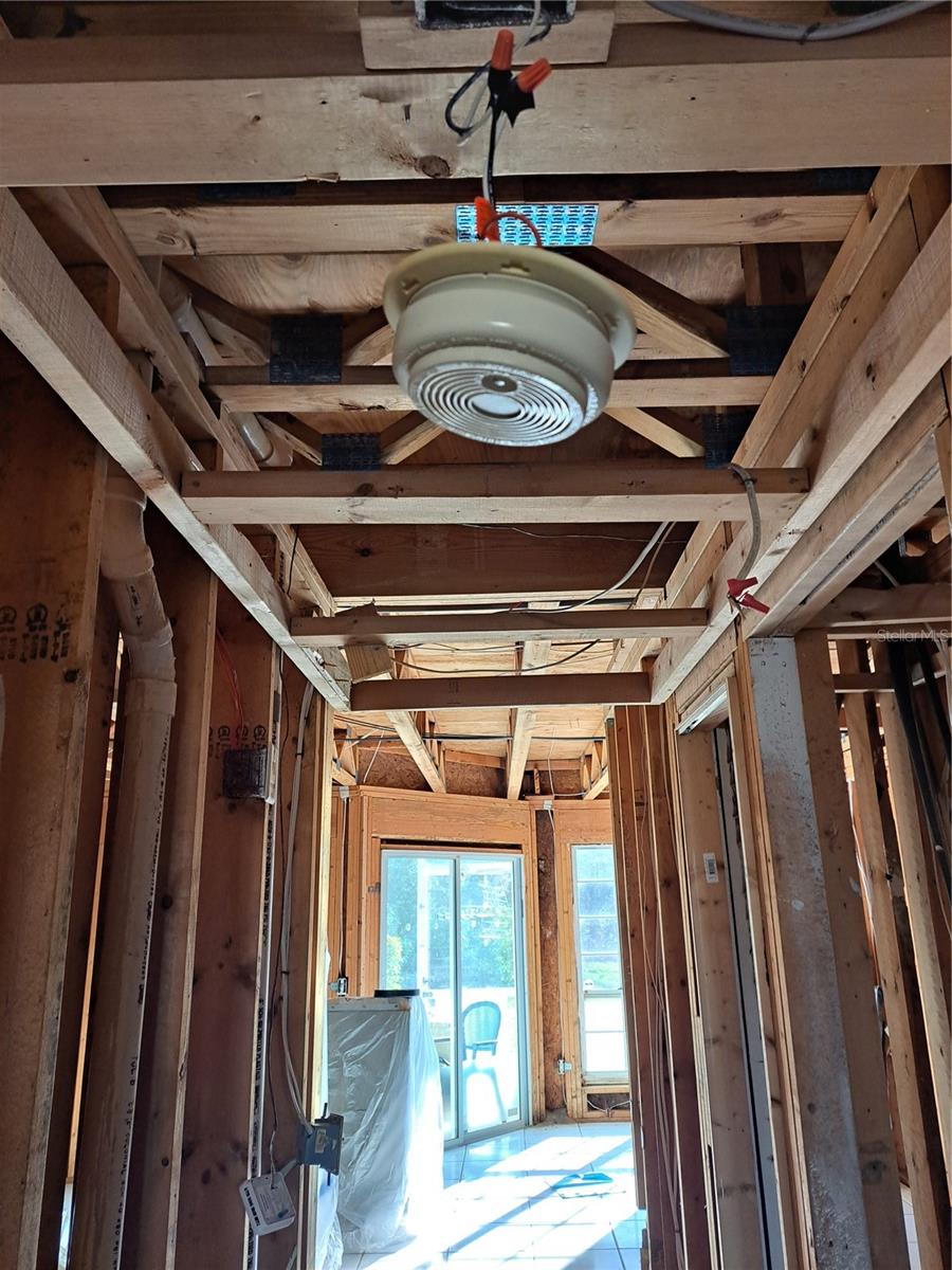 TOWNES SOUTHGATE CONDO PH D - Residential