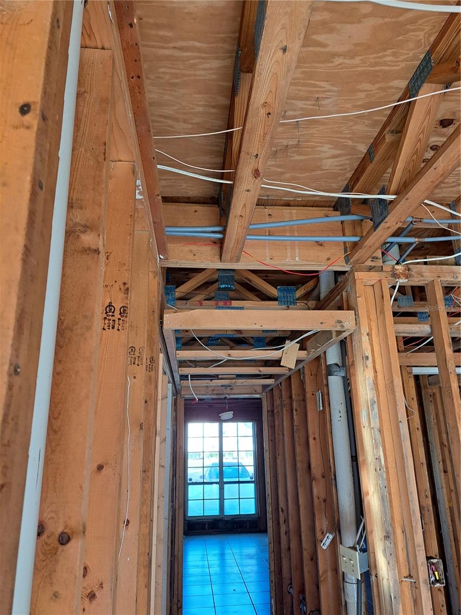 TOWNES SOUTHGATE CONDO PH D - Residential