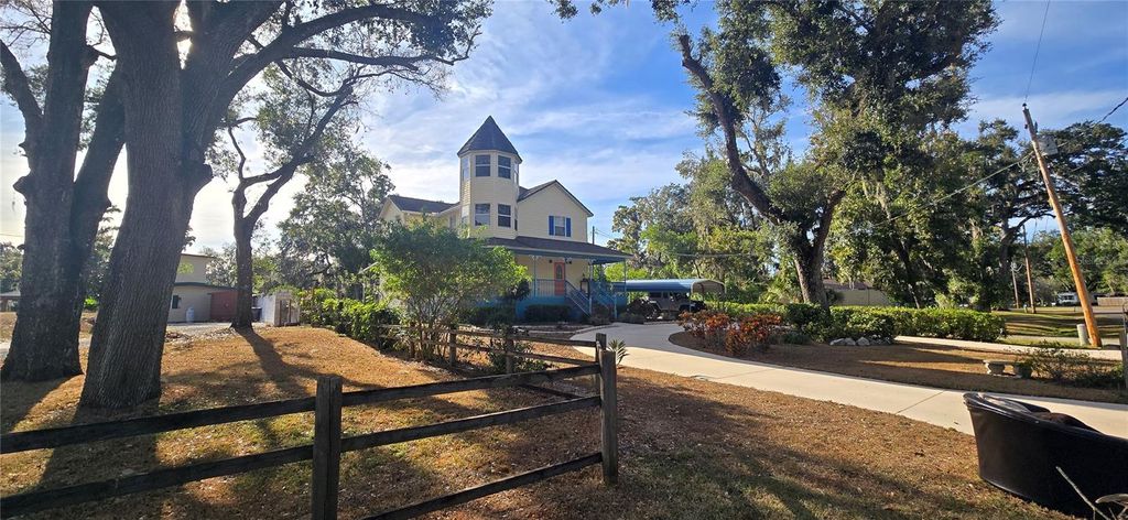 Photo of 3918 Alafia Boulevard, Brandon, FL 33511 (MLS # TB8446955)