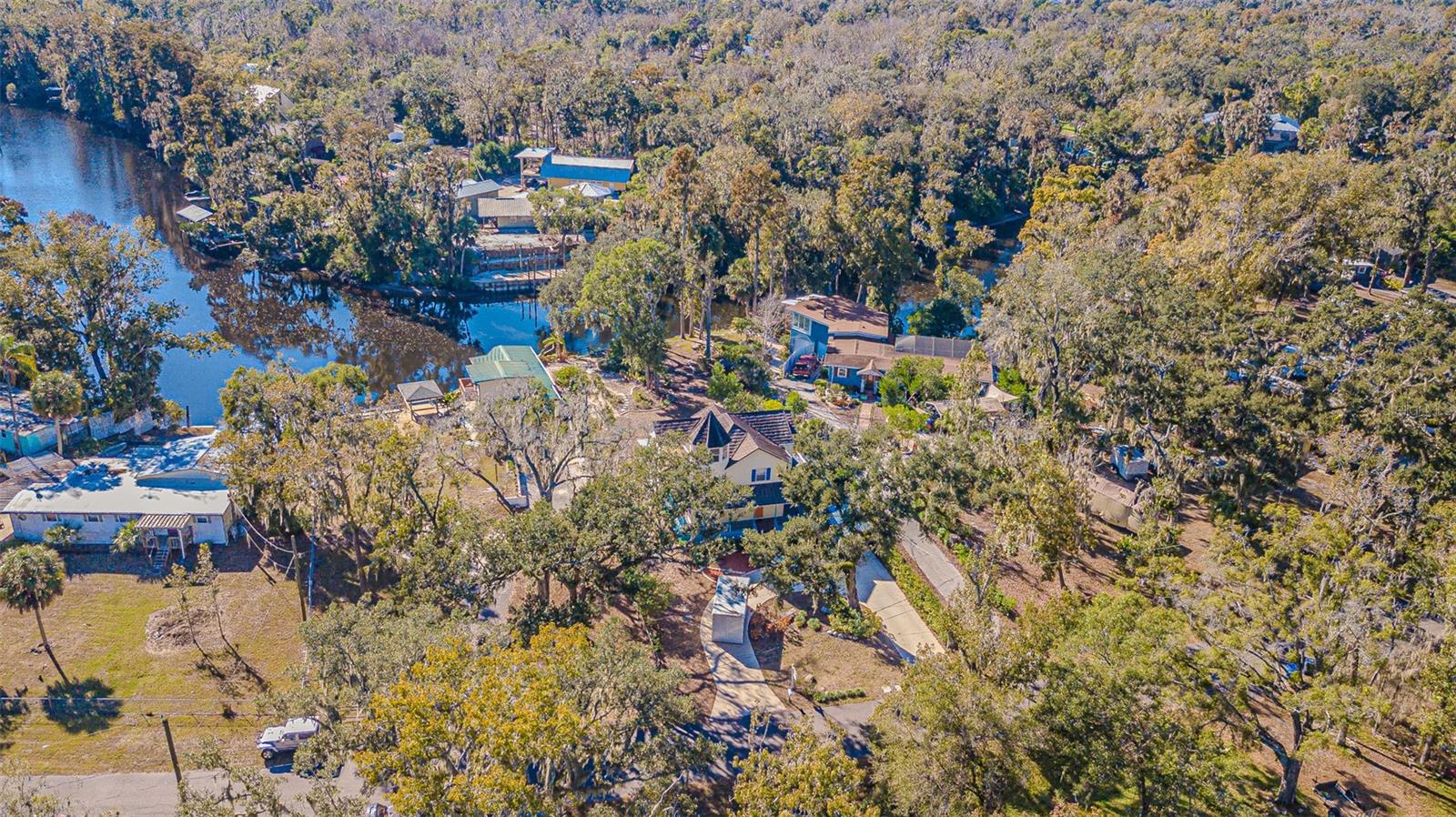 3918 ALAFIA BOULEVARD