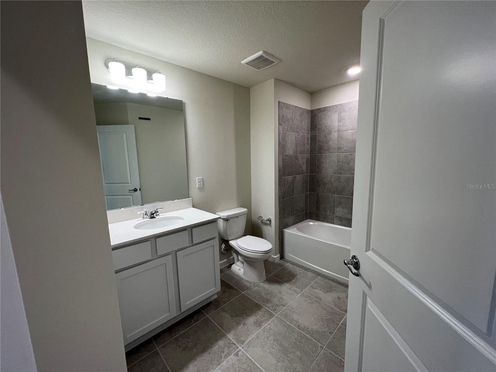 BELLE HAVEN PH 1 - Residential Lease