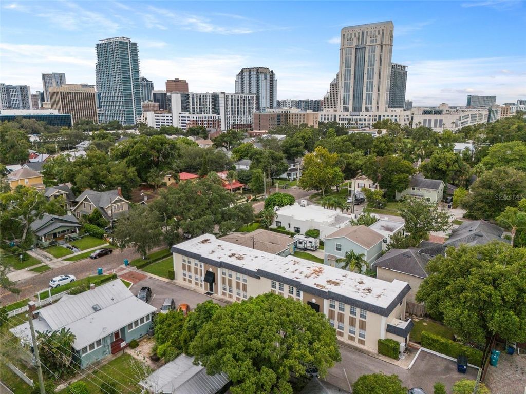 Photo of 317 E Amelia Street #4, Orlando, FL 32801 (MLS # O6376641)