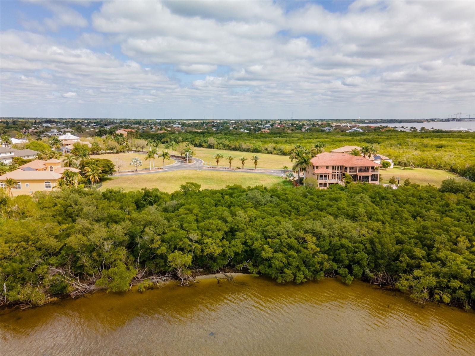 GRASSY POINT ESTATES - Land