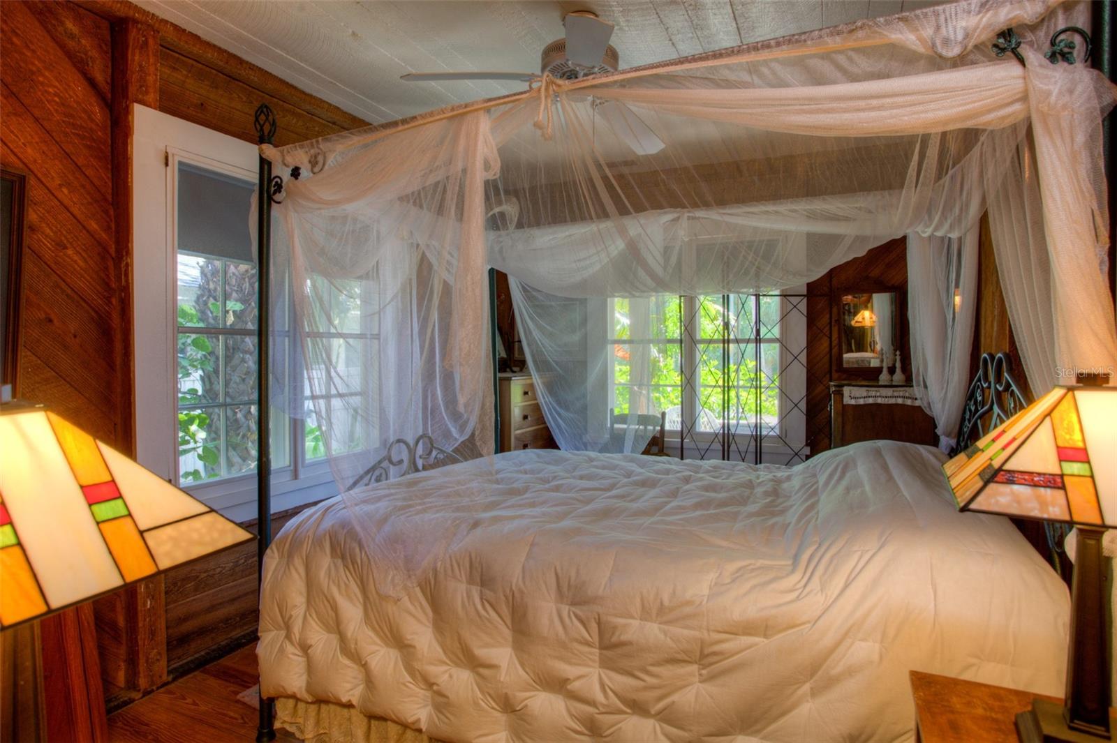 NORTH PASS-A-GRILLE SEC A - Residential Lease