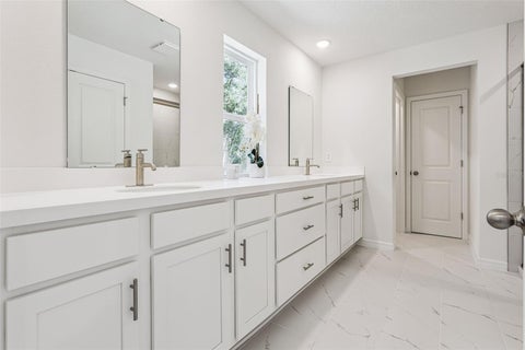 Tiny photo for 4271 Darby Court, Eustis, FL 32736 (MLS # W7887040)