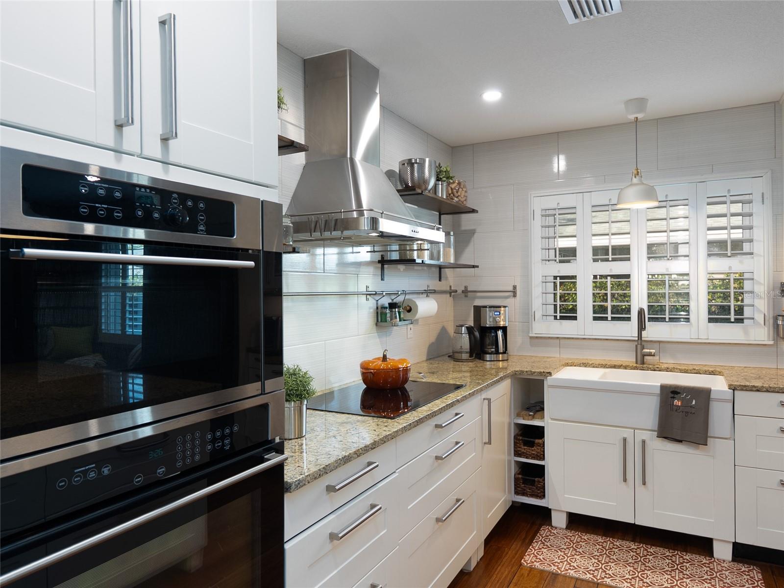 PALMA SOLA VILLAGE - Residential