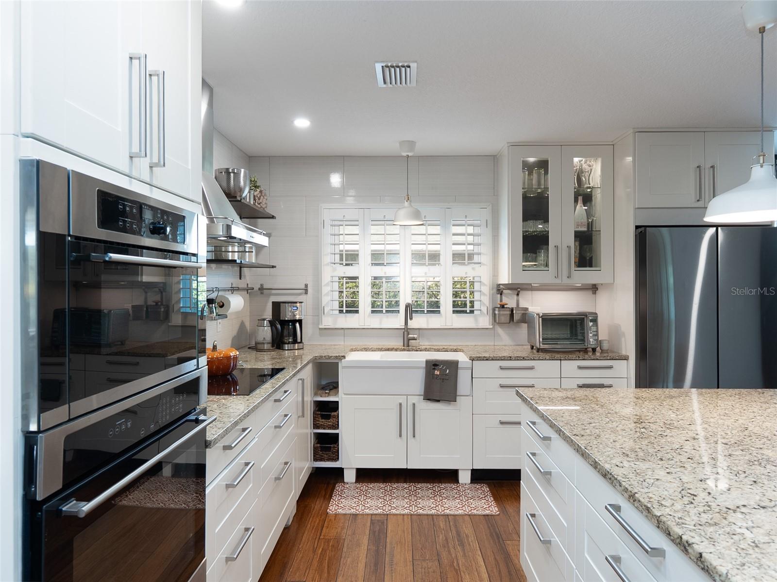 PALMA SOLA VILLAGE - Residential