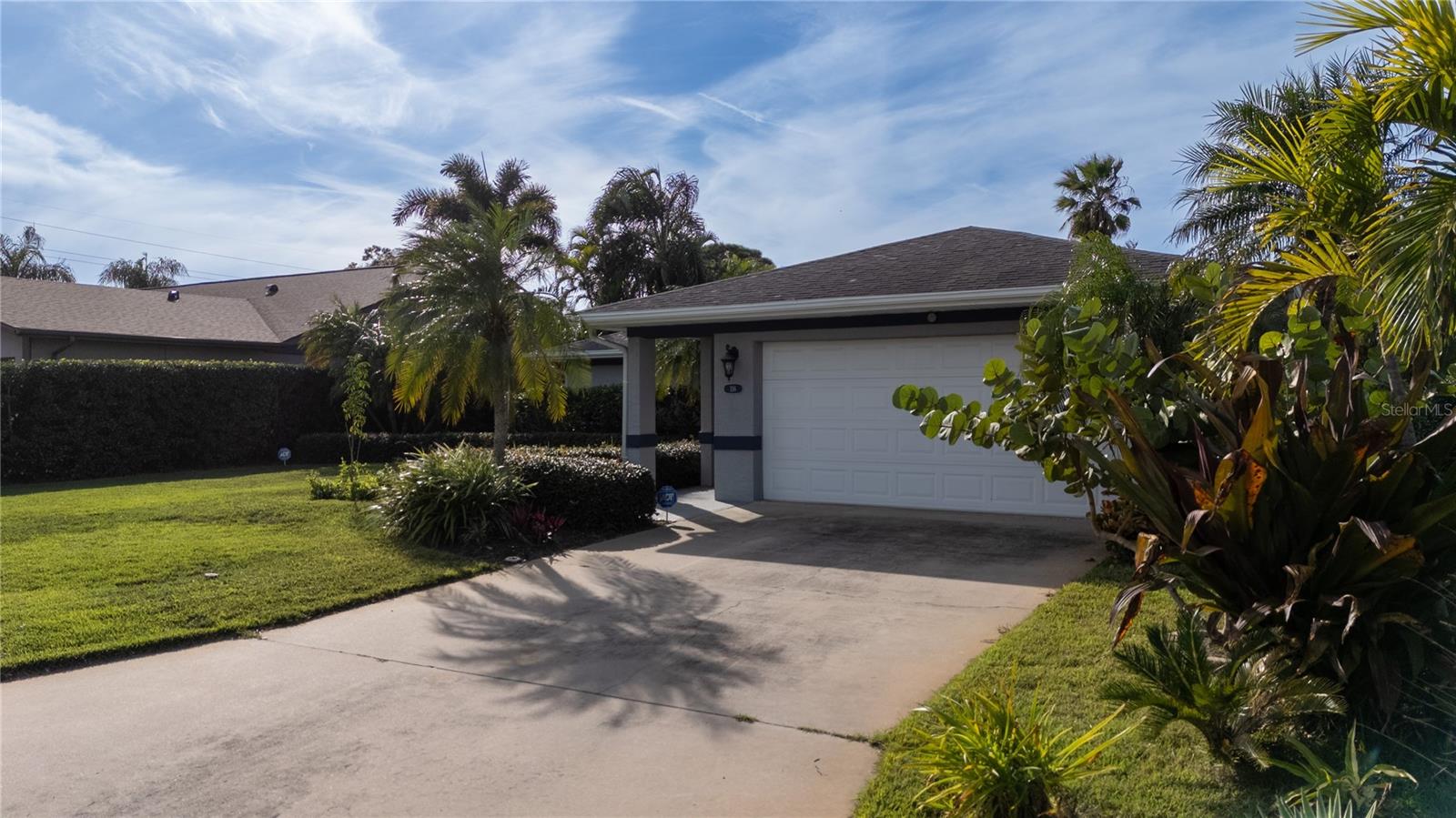 PALMA SOLA VILLAGE - Residential