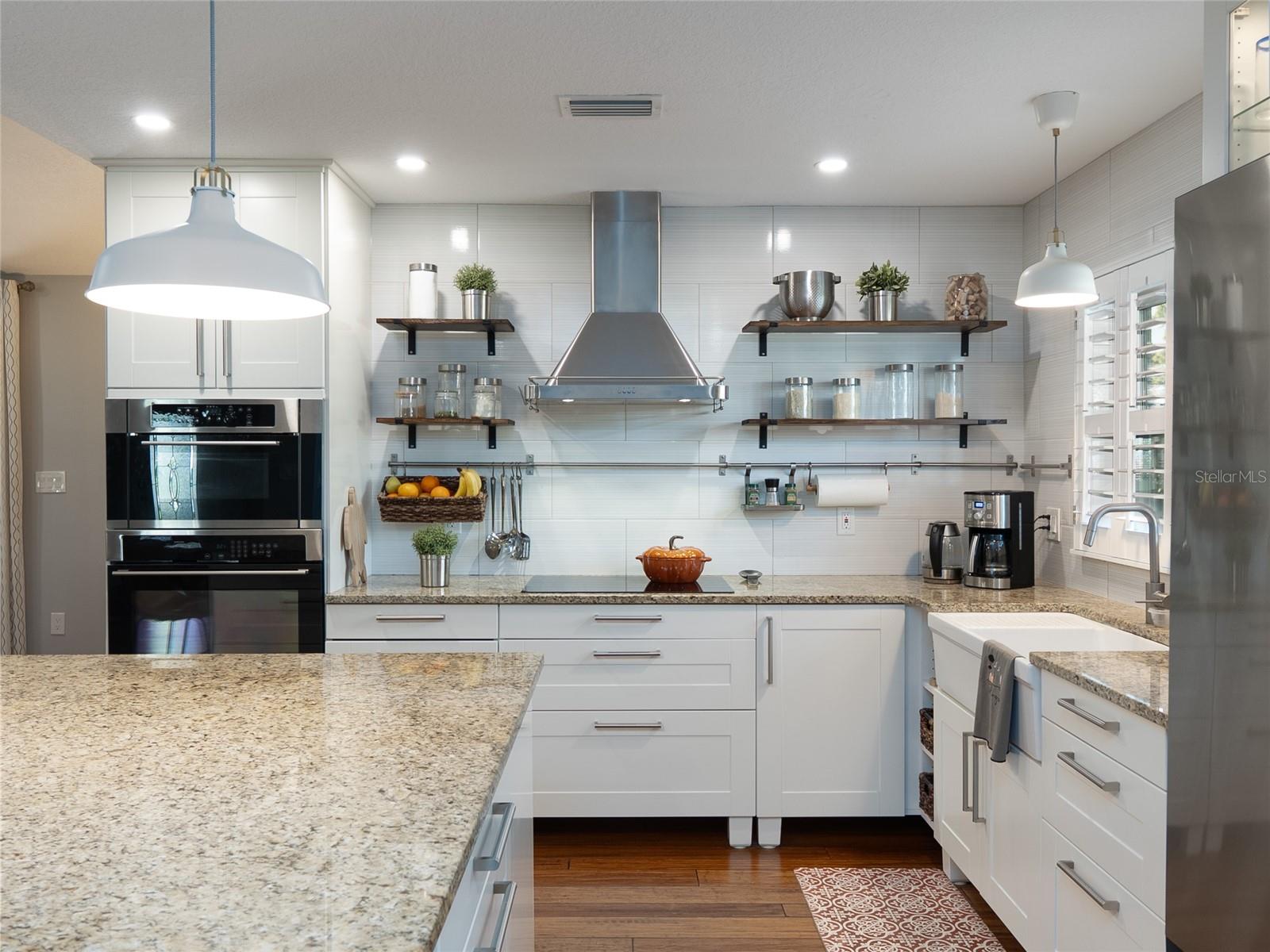 PALMA SOLA VILLAGE - Residential