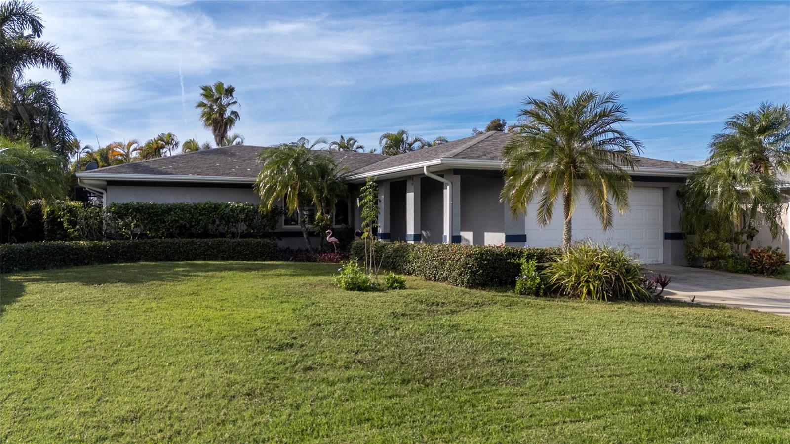 PALMA SOLA VILLAGE - Residential